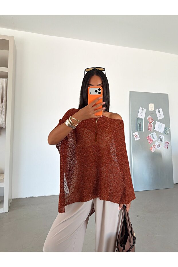 Single shoulder cape blouse - brown