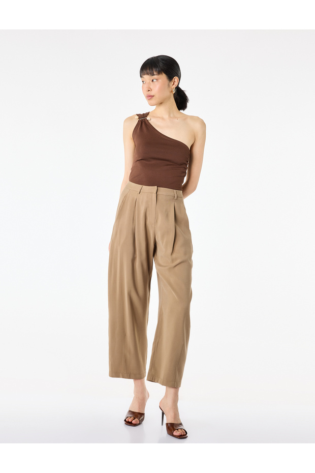 Viscose Cupro Fabric Pocketed Carrot Trousers with Pleated Detail