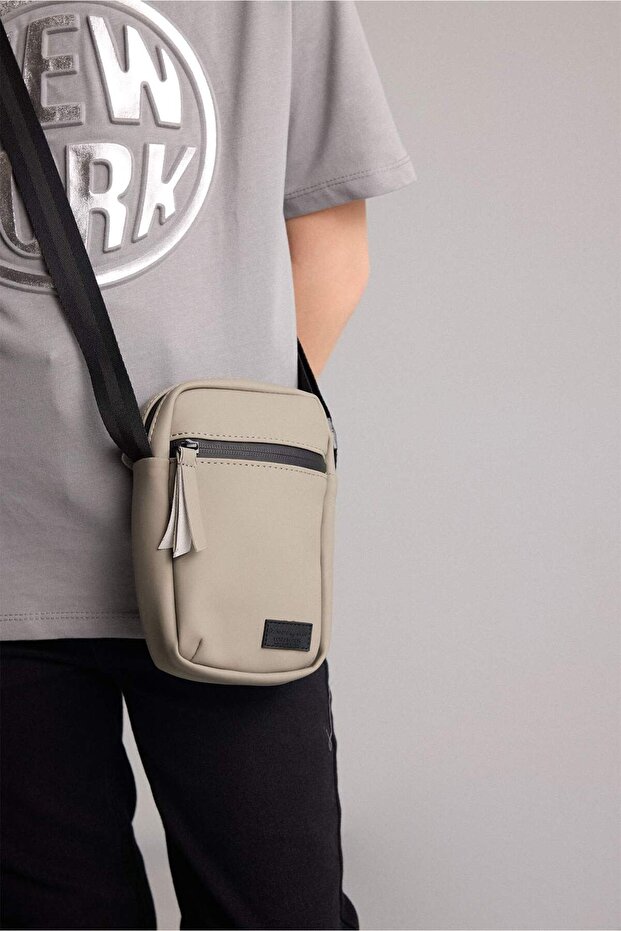 Faux Leather Crossbody Bag Boy Child H1734A8Ns