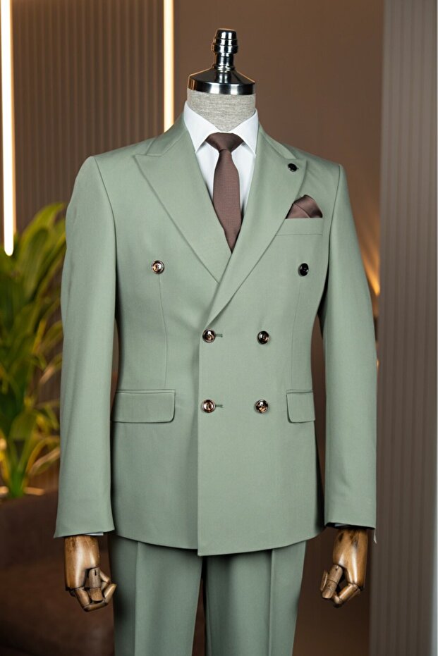 Exclusive khaki double-breasted suit