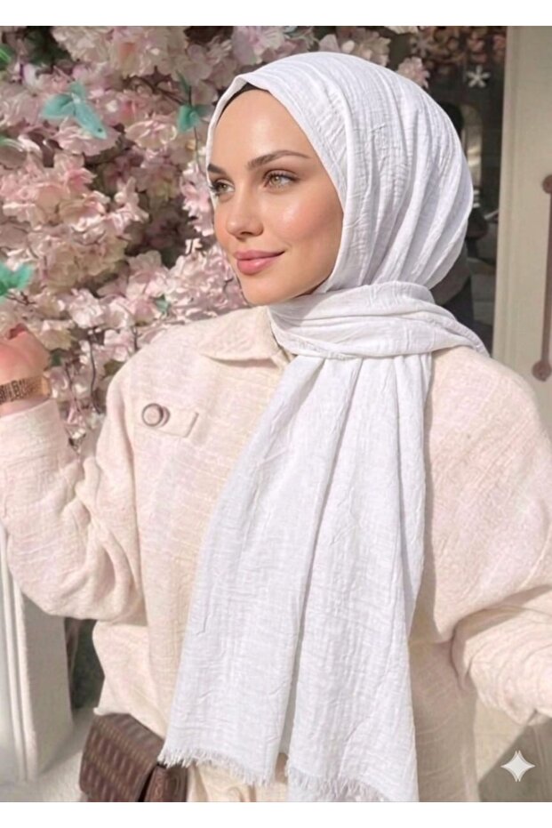 شال من الخيزران الأبيض
