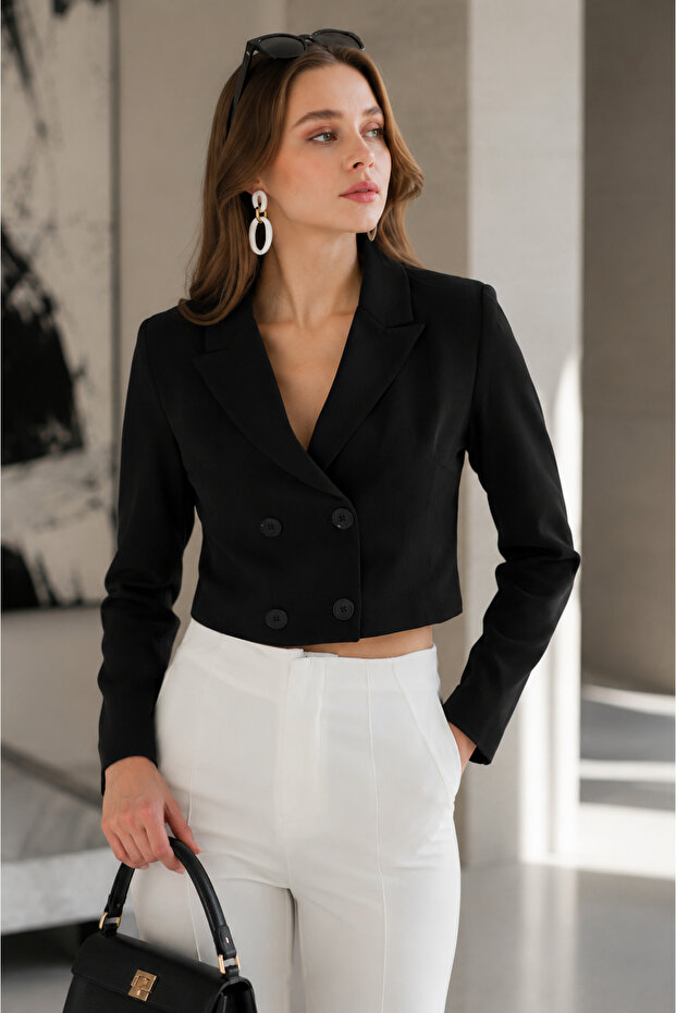 Women's Short Buttoned Blazer Jacket 250218 - 260314