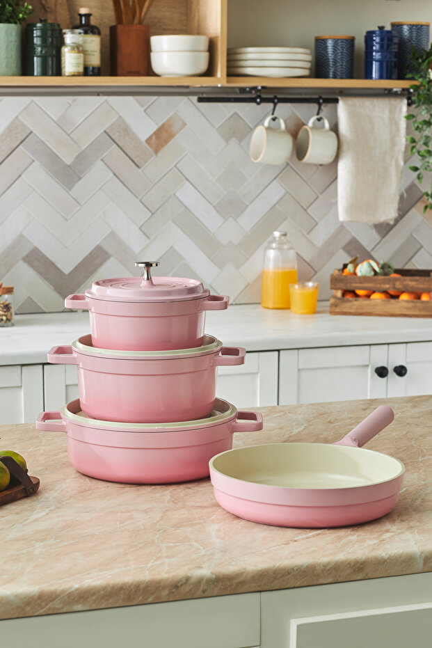 Swiss Crystal Neocast 7 Piece Cast Iron Cookware Set Pink - 2 Oven Gloves