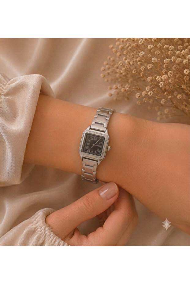 Minimal Women's Wristwatch
