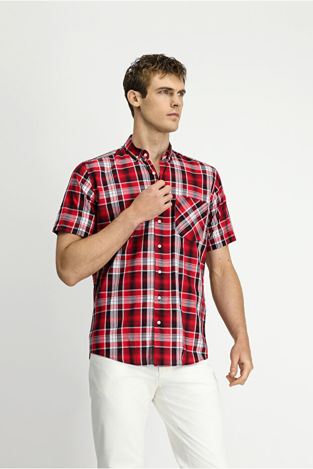 Short Sleeve Regular Fit Plaid Sport Button Collar Cotton Pocketed Shirt