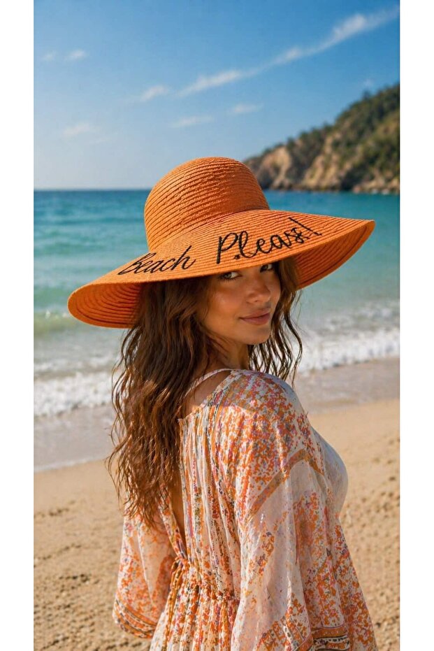 قبعة نسائية مستديرة من القش مطرزة باللون البرتقالي من Orange Beach Please