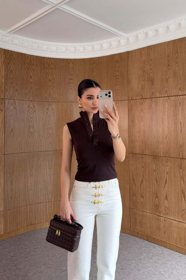 Buttoned Brown Blouse - 2