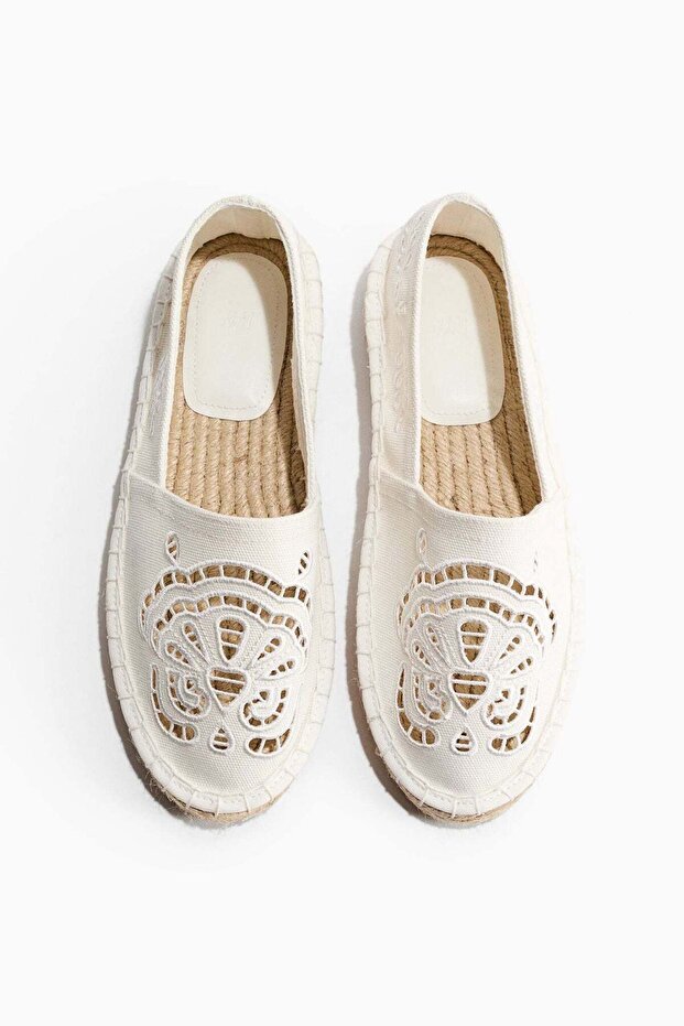 Broderie anglaise espadrilles