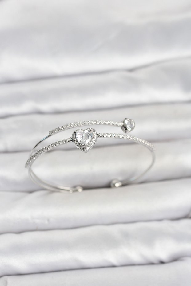 Brass Silver Color Heart Model Zircon Stone Women's Bracelet - Ebj260516W42270
