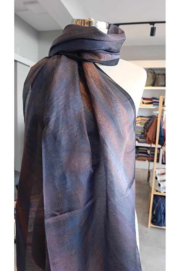 La Boutique Special Series Shawl