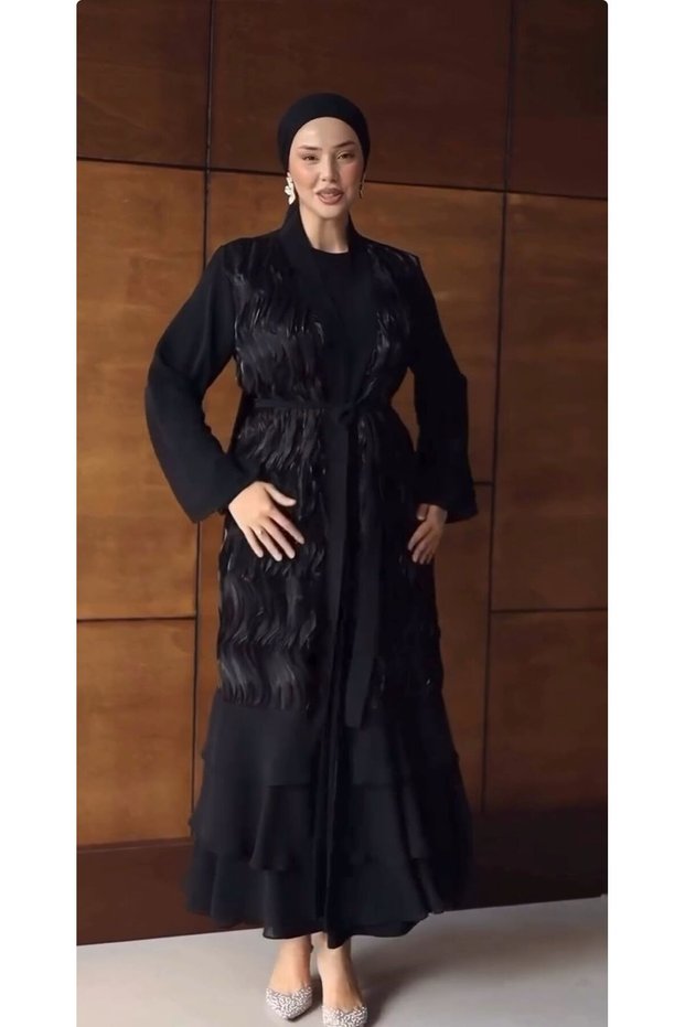 Luxury Wave Pattern Black Abaya Set