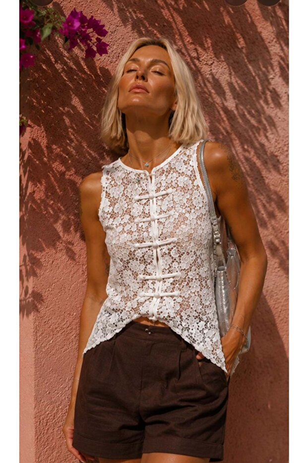 Women - japanese style! lace-trimmed sheer design blouse