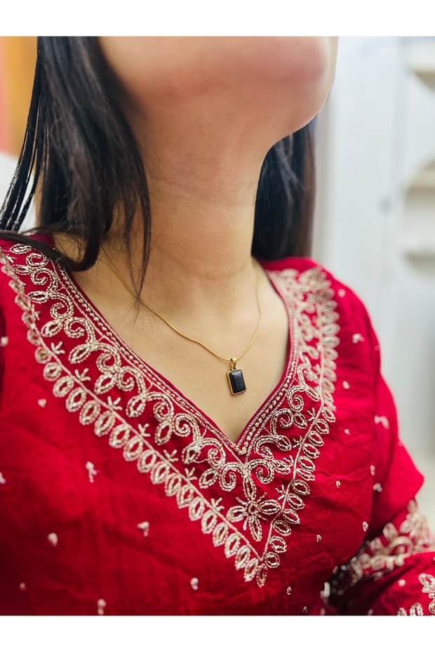 Minimal Neckchain - 2