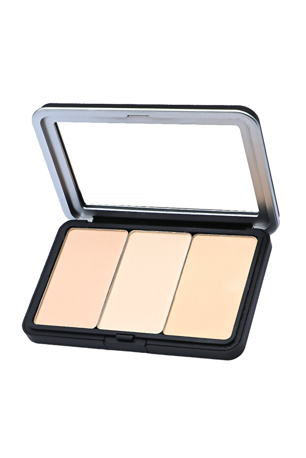 Triple Face Powder – بودرة وجه ثلاثية بلمسة نهائية سلسة وتغطية قابلة للبناء من مودا بيوتي