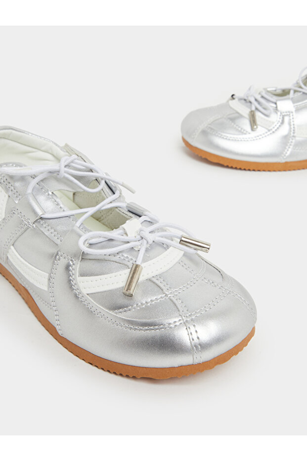Solid Lace-Up Sneakers - 3