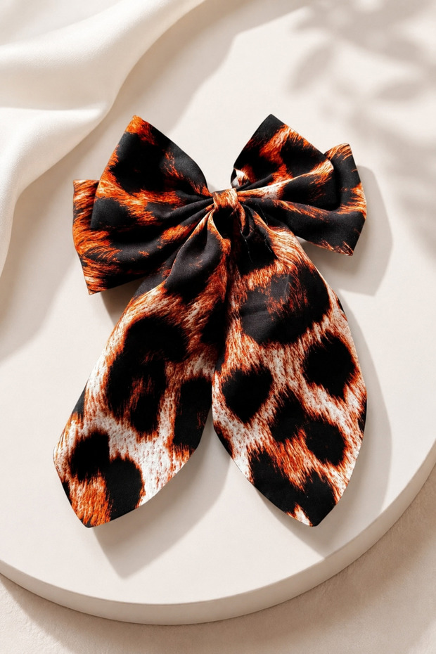 مشبك فيونكة بنمط الفهد البني - 1