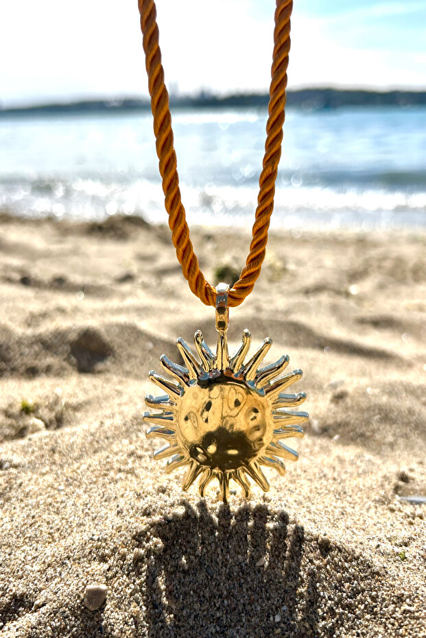 Sun-Themed Summer/Beach Women's Necklace - Adjustable (28cm + 6cm)
