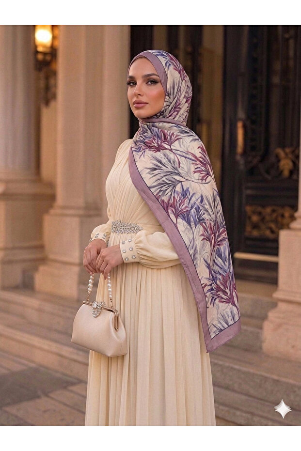 شال من الخيزران بنمط بهار دالي بلون وردي باهت