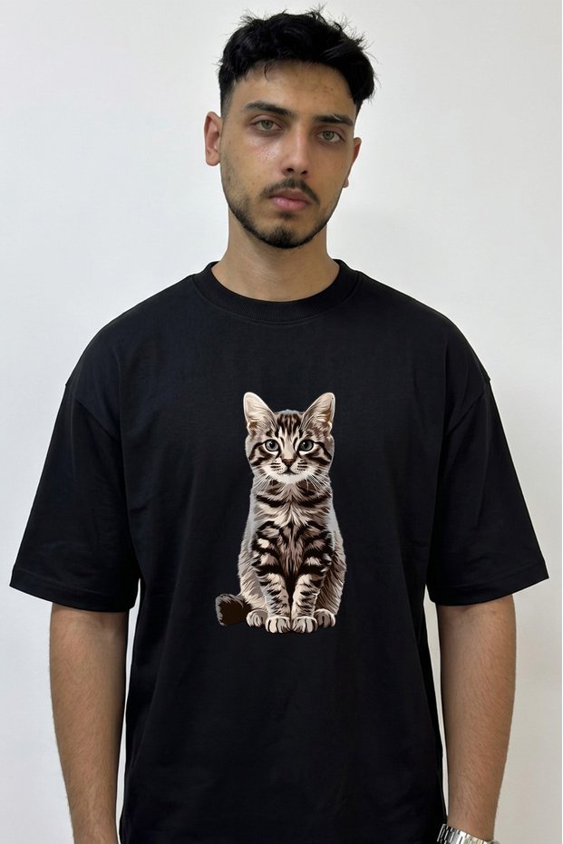 Tabby Kitten Design Printed Oversize Black T-Shirt