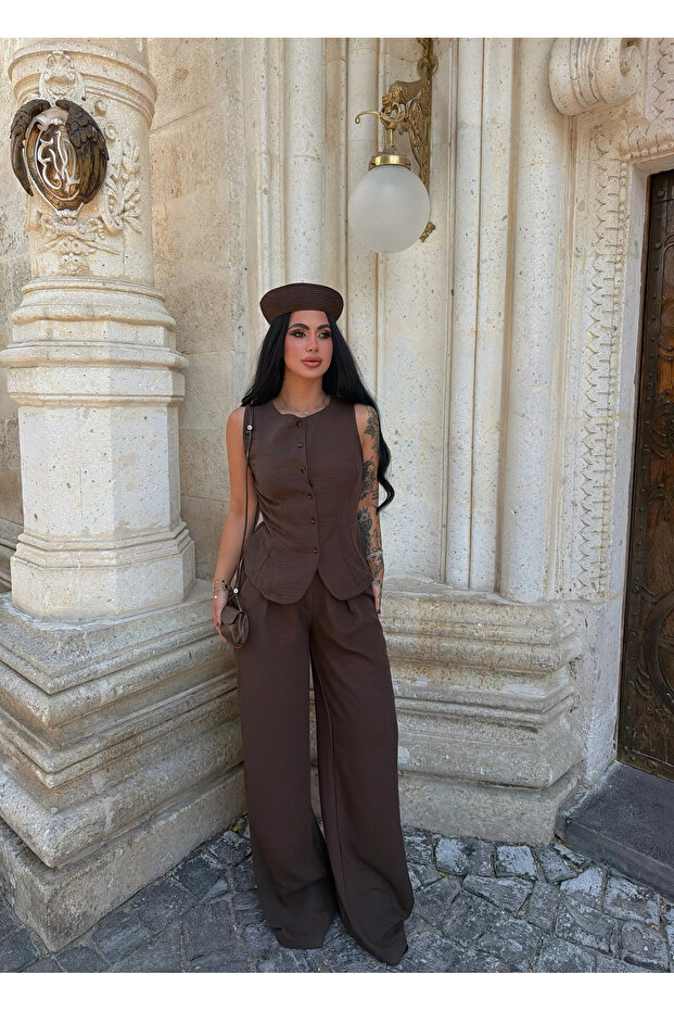Brown Lavin Buttoned Linen Set