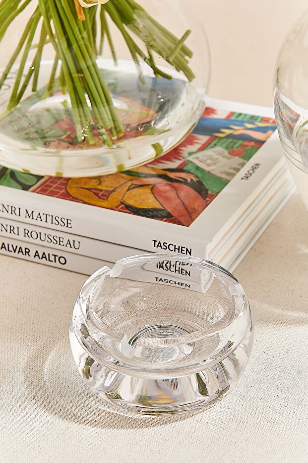 Curved Ashtray 9.5 Cm, Stylish Design