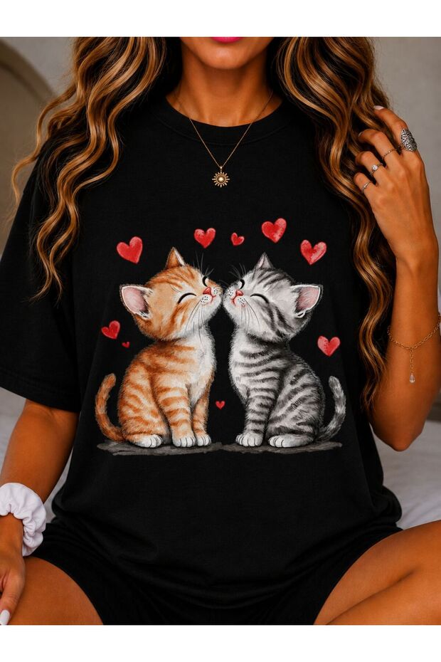 Cute Cat Printed Crew Neck T-Shirt