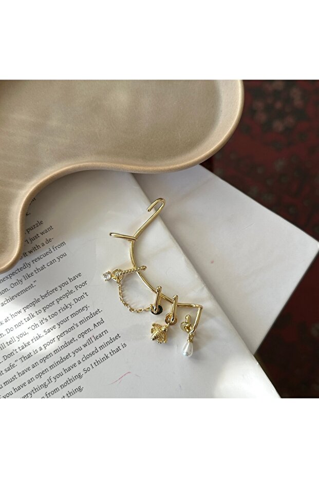 Gold Charmlı Earcuff Earring