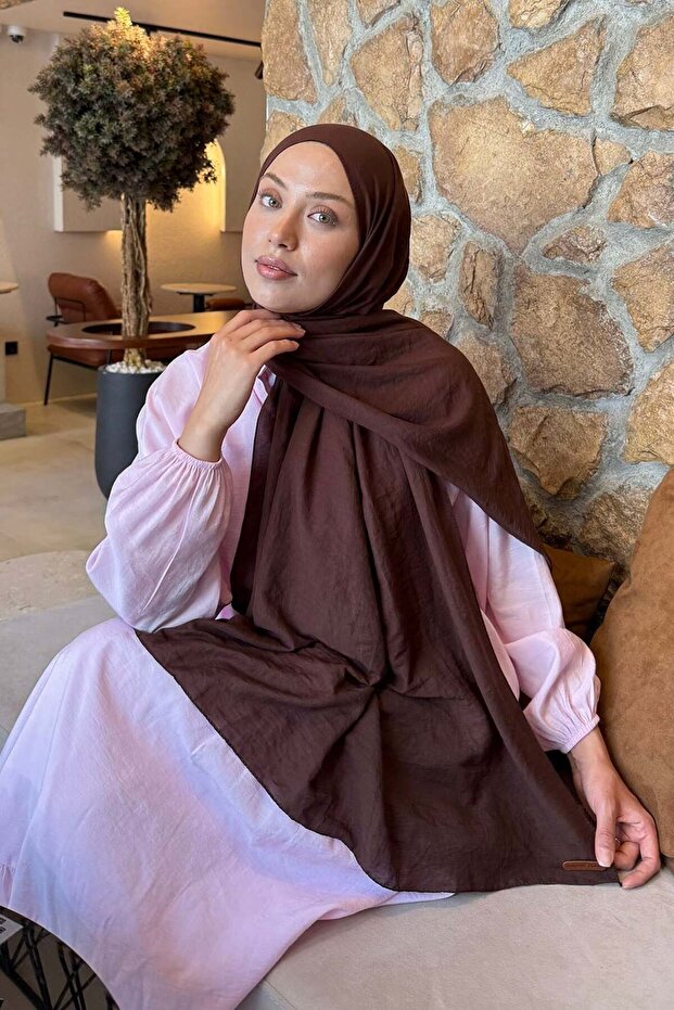 Rami Shawl Brown