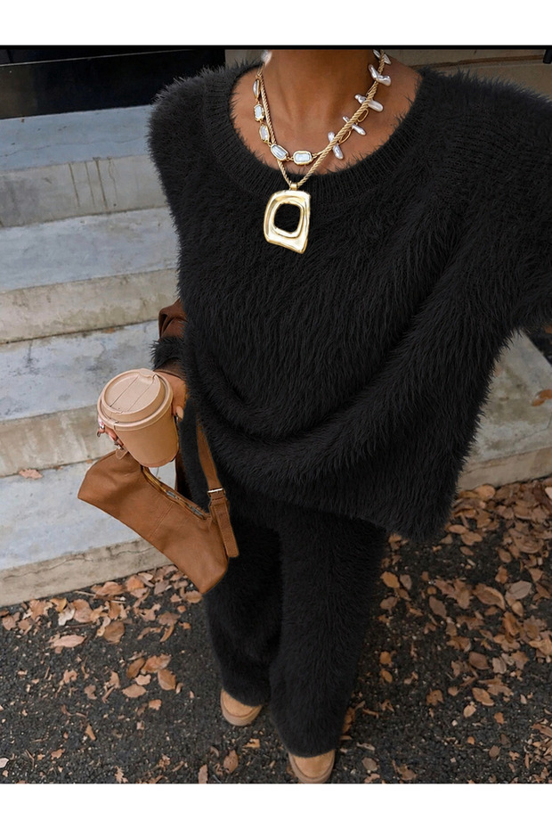 Women's Plush Look Oversize Basic Knitwear Sweater