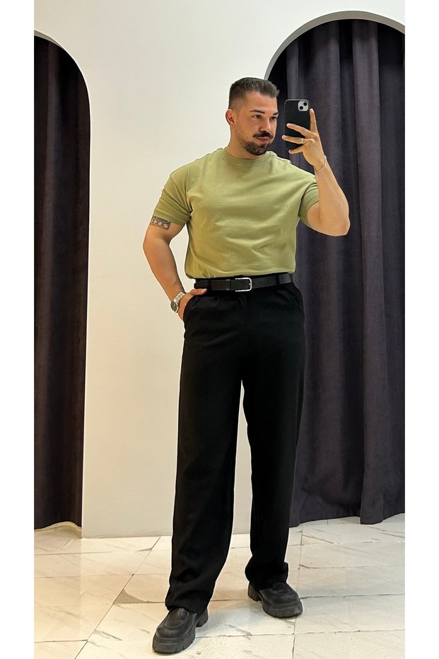 Shoulder and Sleeve Slim Regular Fit Basic T-Shirt