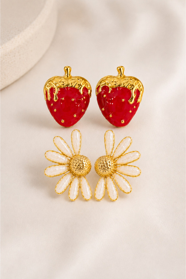 Set of 2 Flower Strawberry Earrings