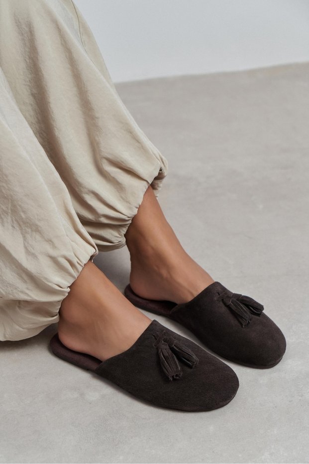 Nella Bitter Brown Genuine Suede Leather Tassel Detail Flat Sole Women's Slippers