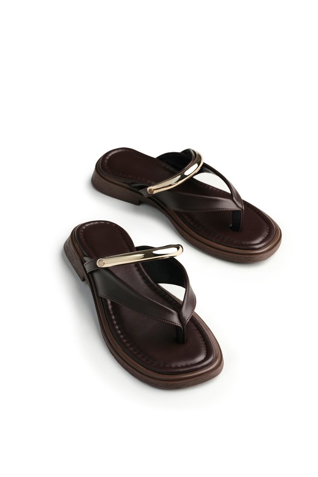 Women's Brown Comfortable Fit Metal Detailed Flip Flops