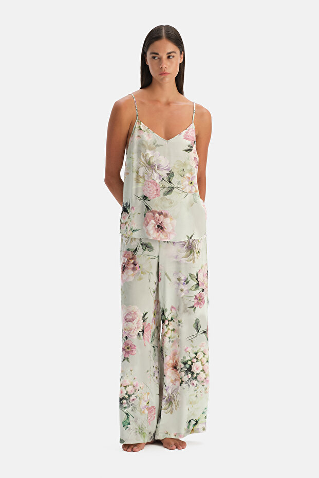 Ada Tea Flower Patterned Woven Camisole Trouser Set