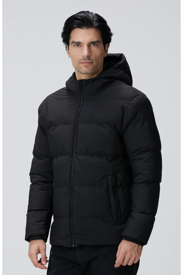 Siyah Kapüşonlu Puffer Mont - 4