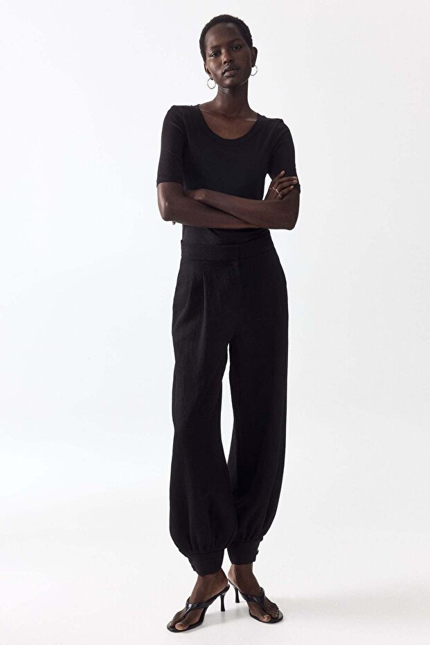 Balloon-leg twill trousers