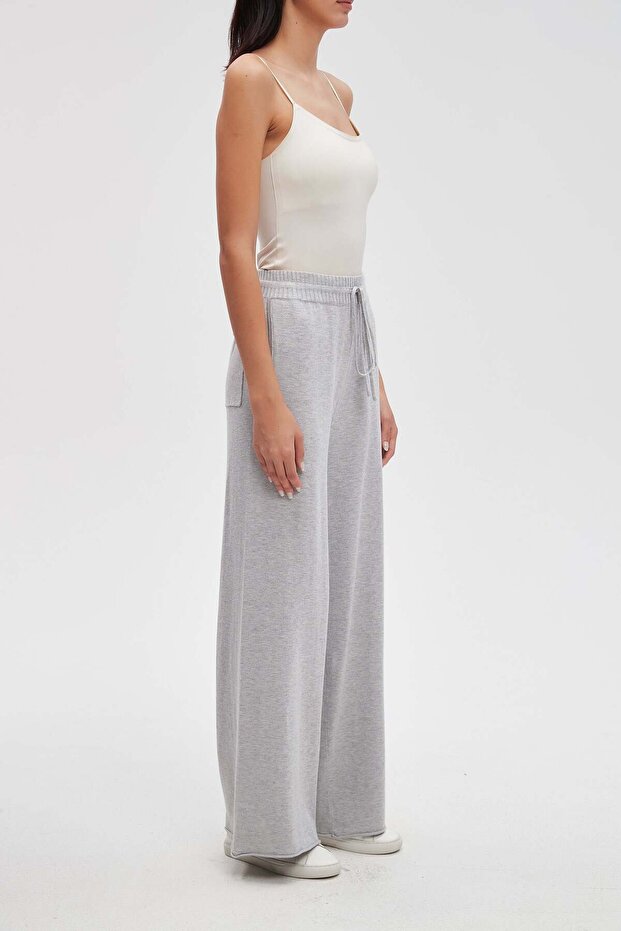 Solid Wide-Leg Pants - 4