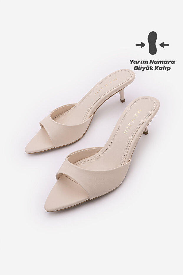 Women's Pointed Toe Strappy Classic Short Heeled Slippers Layer Ecru