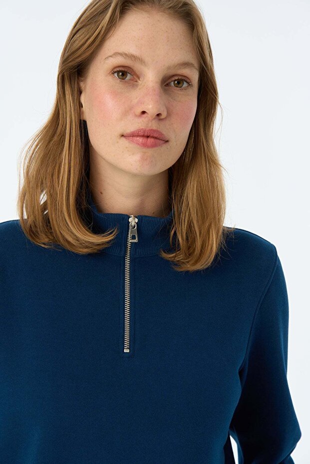 Basic Supersoft Quarter-Zip Sweatshirt - Navy Blue - 4