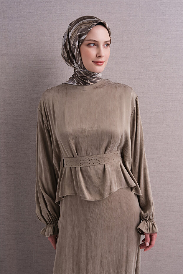 وشاح من الحرير الخالص 9616D 84