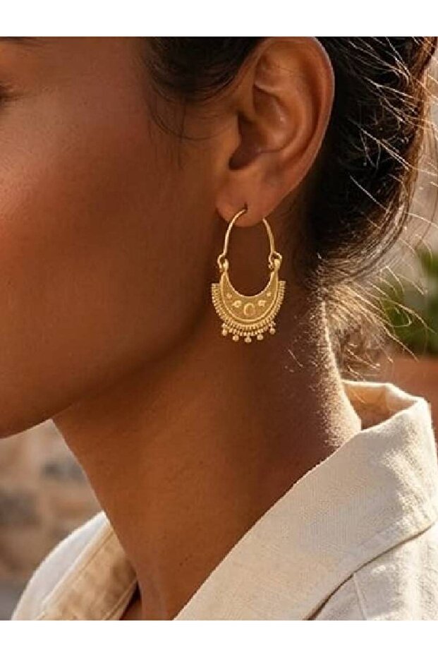 Edwo Antique Steel Women's Patterned Earrings Gold