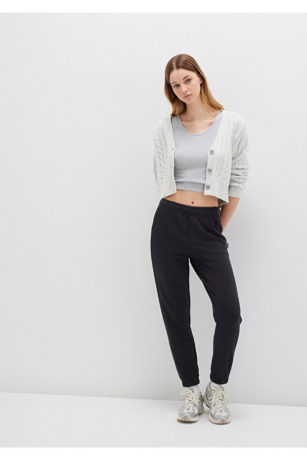 Black Basic Sweatpants 1600823-900