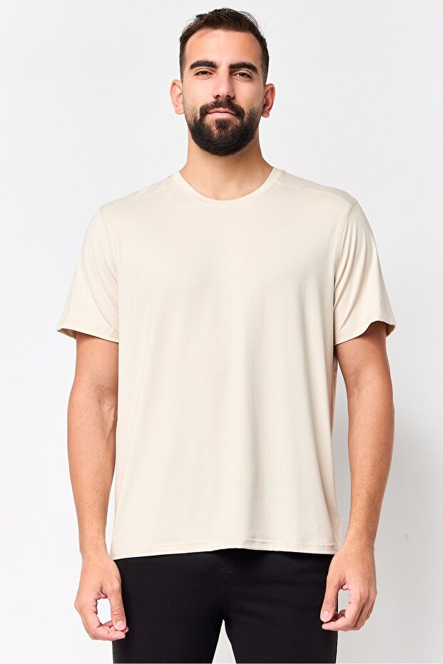 Men Sportswear Fit Short Sleeve Training T-Shirt, Beige