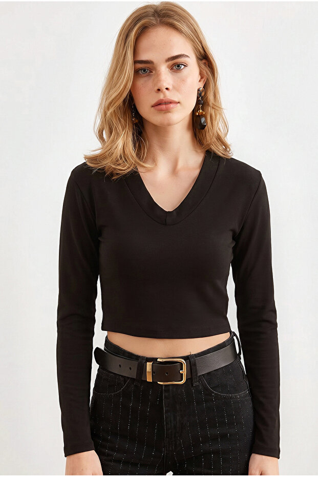 Women's Black V-Neck Soft Textured Crop Blouse Blz-19003344