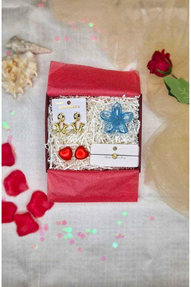 Gold-Colored Star Earrings, Tiny Mother-Of-Pearl Bracelet, Clasp Gift Set