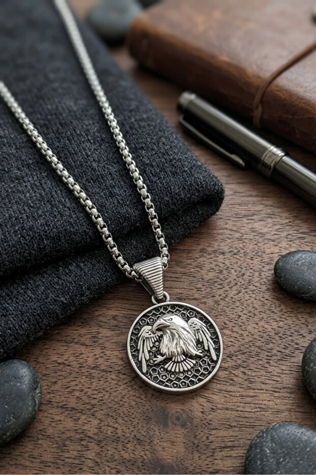 Minimalist Style Stainless Steel Men's Necklace with Eagle Figure