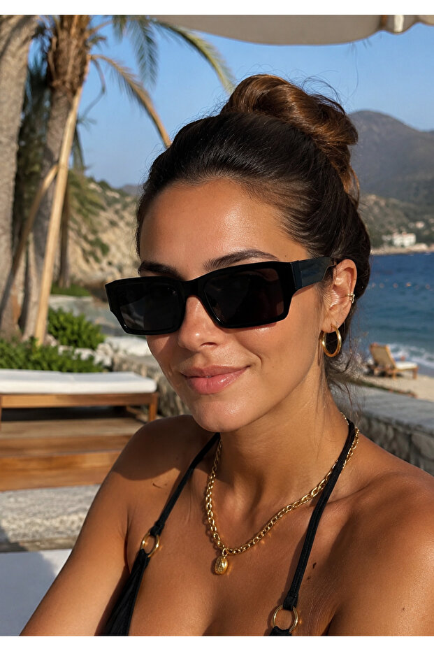 نظارة شمسية نوفيرا مستطيلة الشكل حديثة باللون الأسود مع إطار سميك للحماية من الأشعة فوق البنفسجية UV400 موديل للجنسين