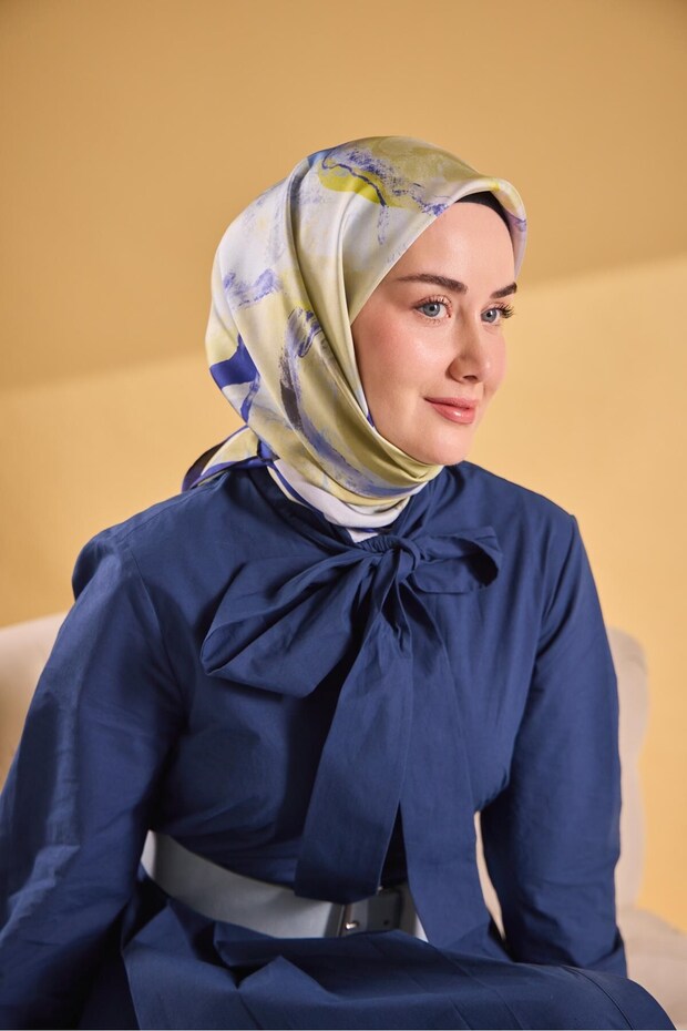 Twill Silk Petal Scarf Cobalt Blue 90X90