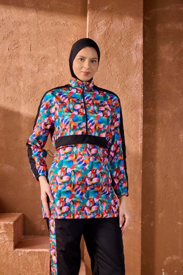 Colorful Patterned Zippered Hijab Swimsuit Set Pink Kangaroo Model Large Size