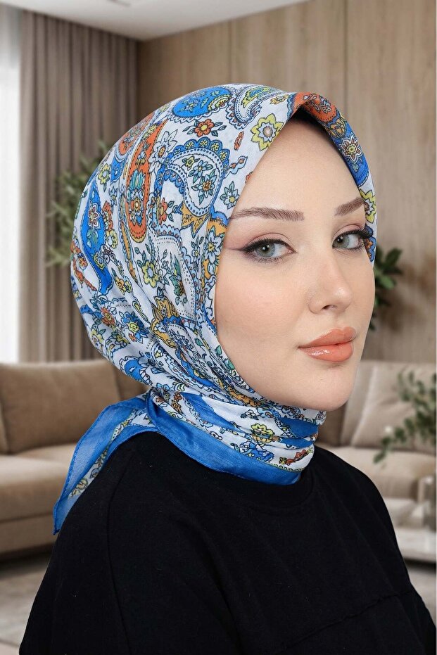 وشاح ناعم منقوش - 008